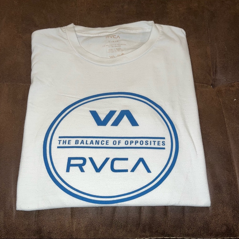 Mens Large RVCA T-shirt